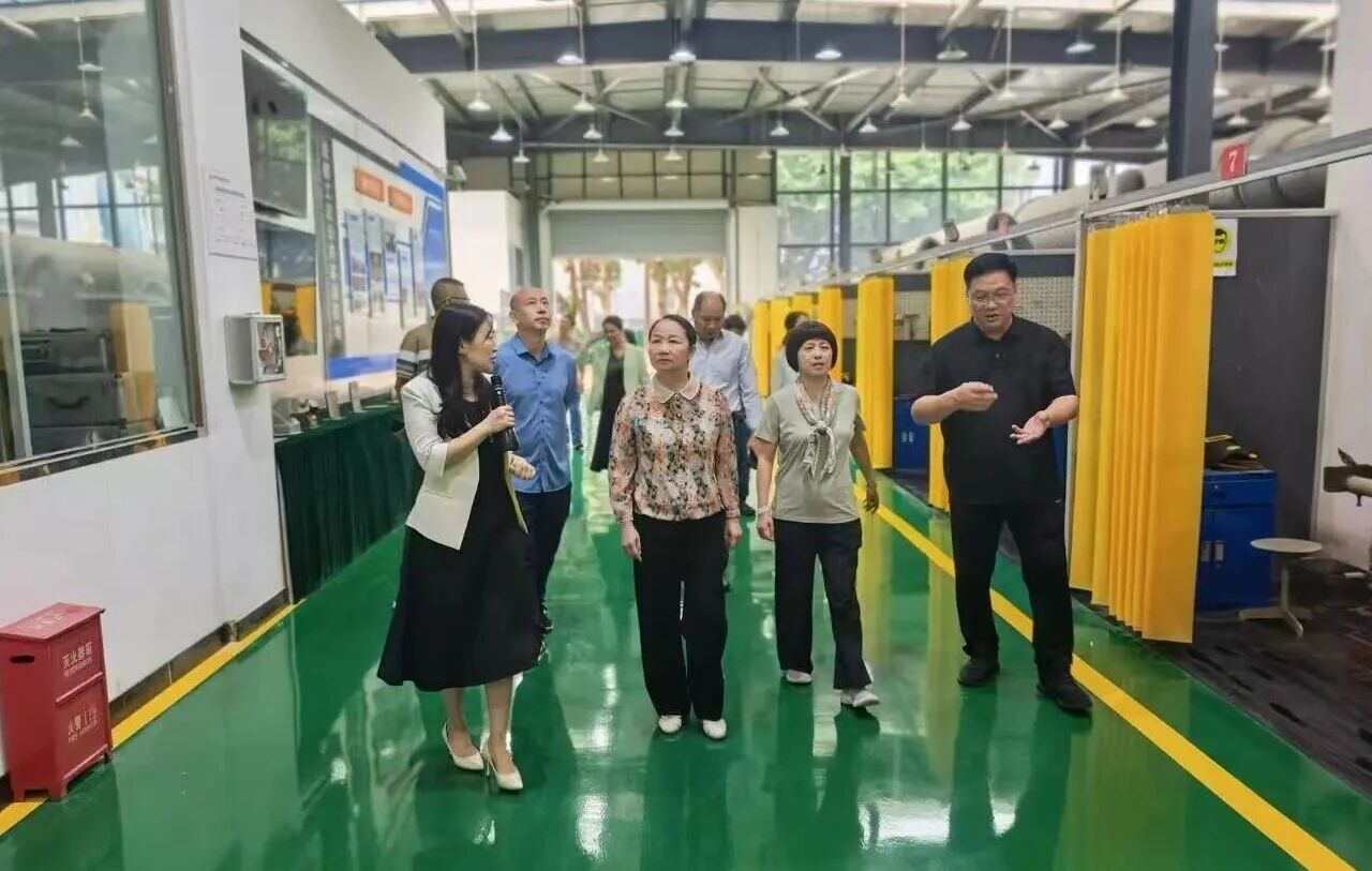 民盟贛州市委會(huì)遠(yuǎn)赴新疆、四川開(kāi)展專(zhuān)題調(diào)研，探索贛州網(wǎng)絡(luò)技術(shù)服務(wù)的協(xié)同發(fā)展新路徑